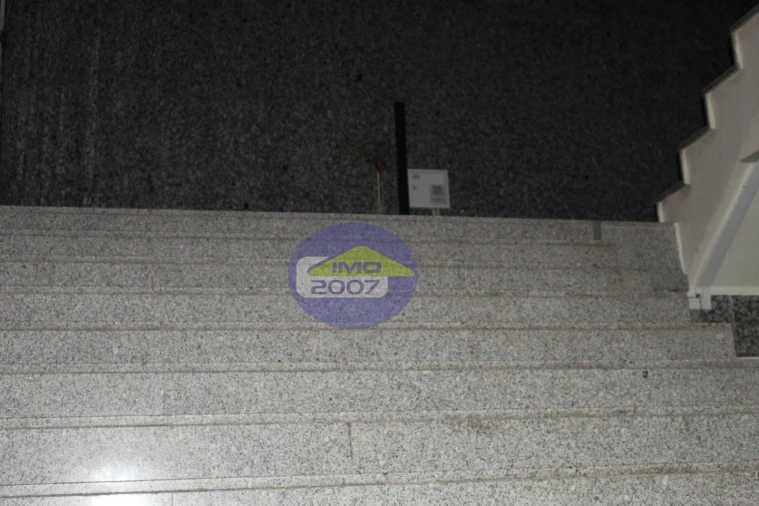 Loja para Venda em São João da Madeira Foto 14