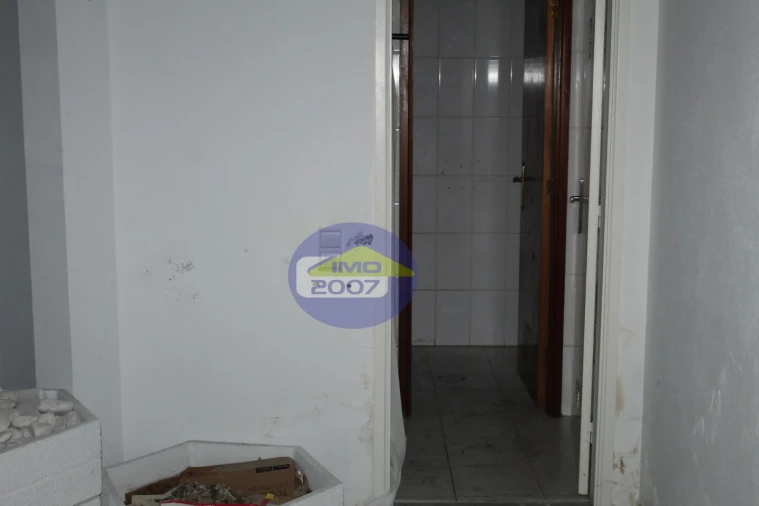 Loja para Venda em São João da Madeira Foto 44