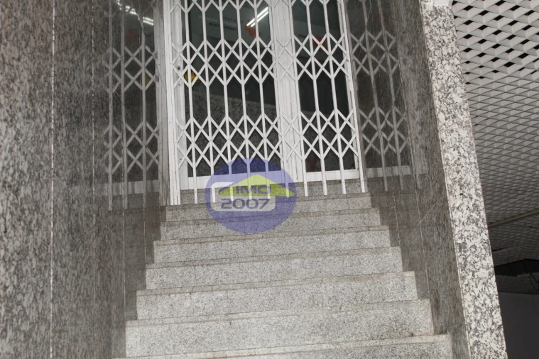 Loja para Venda em São João da Madeira Foto 52