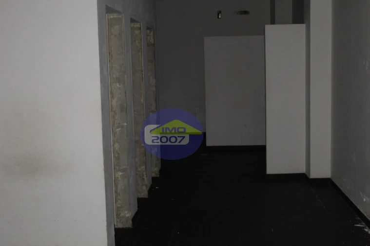 Loja para Venda em São João da Madeira Foto 69