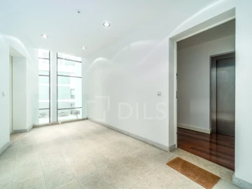 Apartamento T5 para Venda em Belém