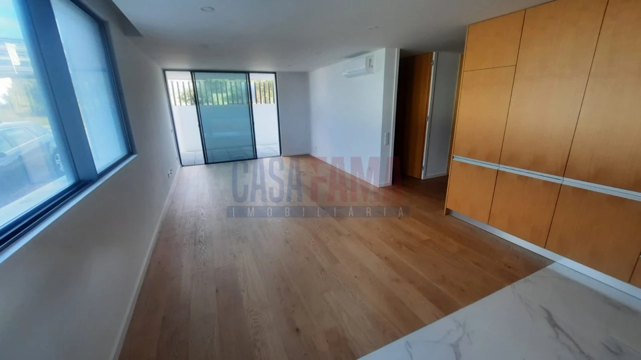 Apartamento T1 para Venda em Canidelo Foto 4