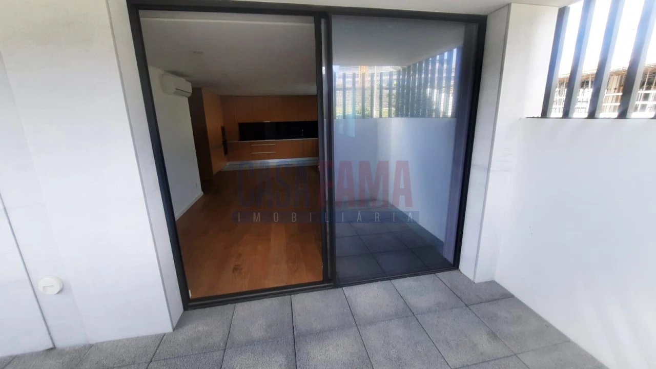 Apartamento T1 para Venda em Canidelo Foto 9
