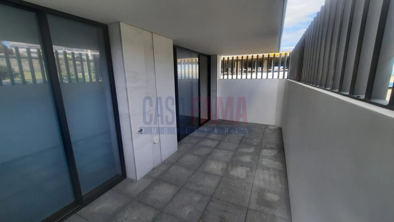 Apartamento T1 para Venda em Canidelo Foto 11