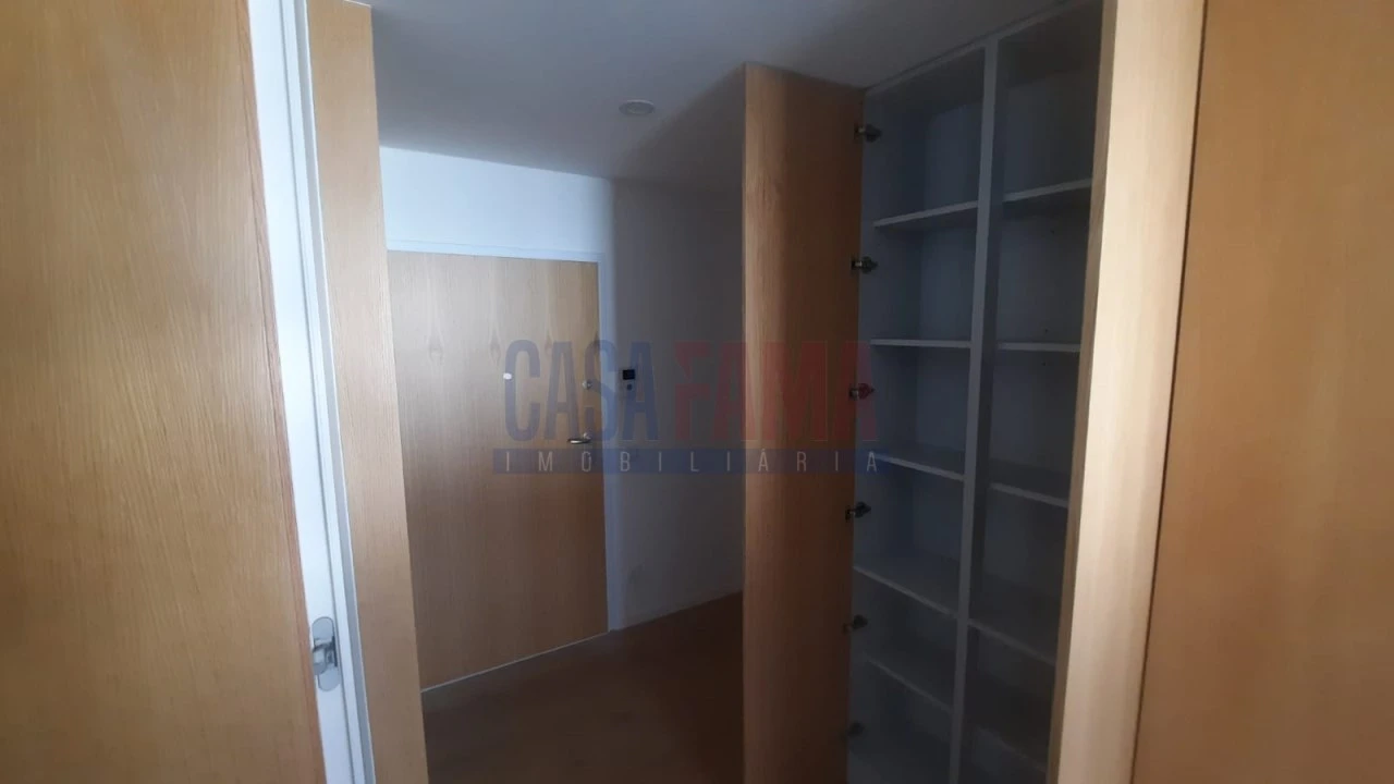 Apartamento T1 para Venda em Canidelo Foto 13