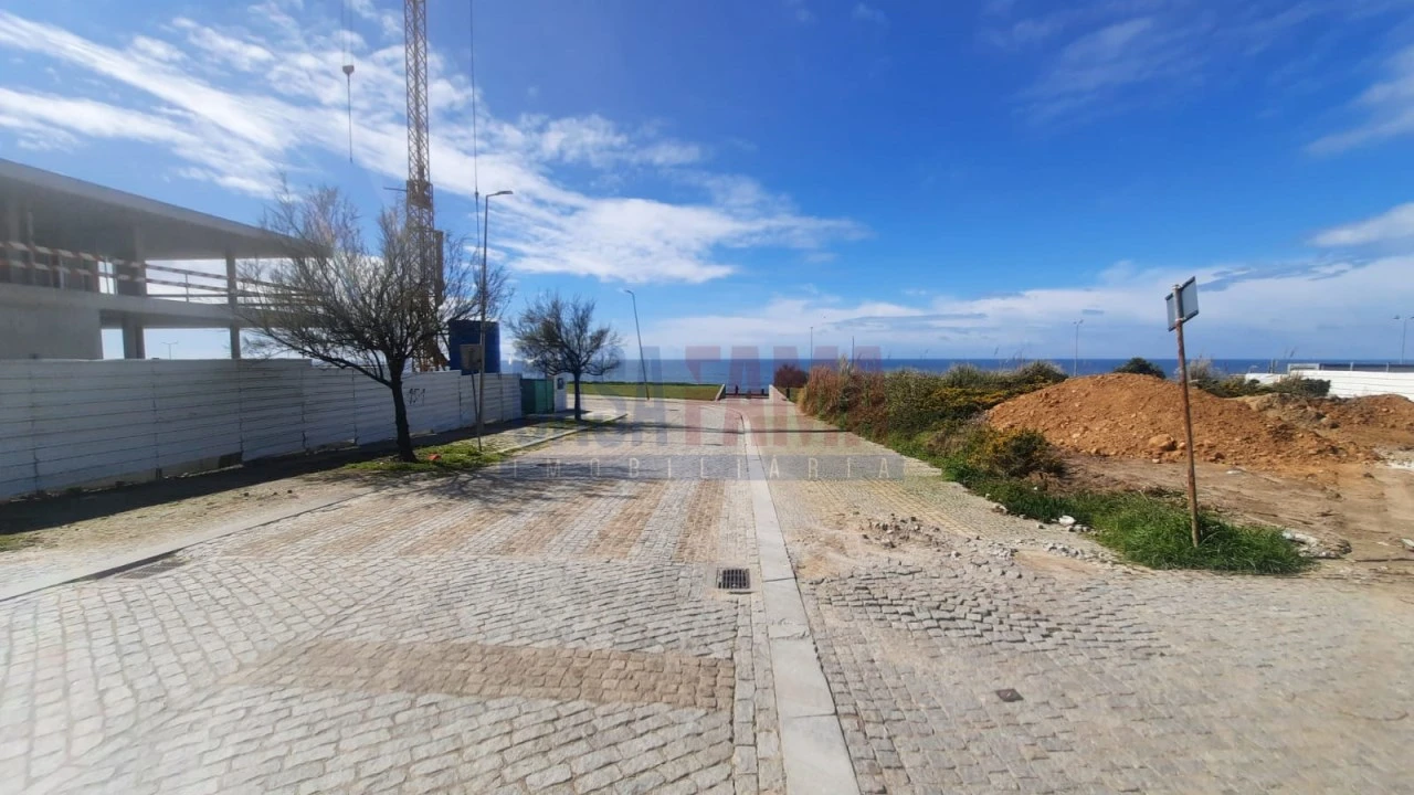 Apartamento T1 para Venda em Canidelo Foto 19