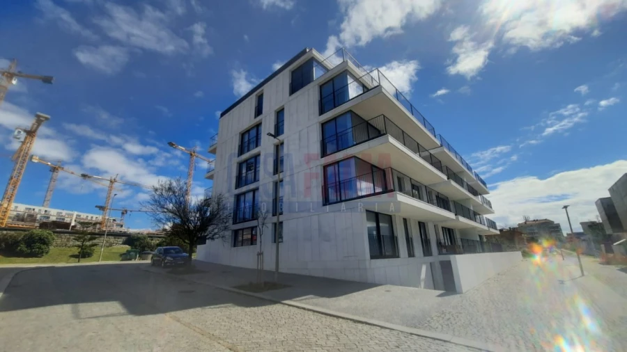 Apartamento T1 para Venda em Canidelo Foto 2