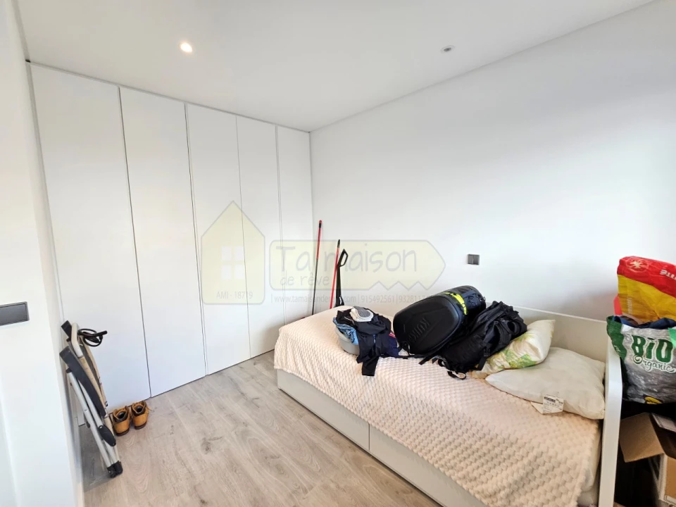 Apartamento T2 para Venda em Quarteira Foto 7