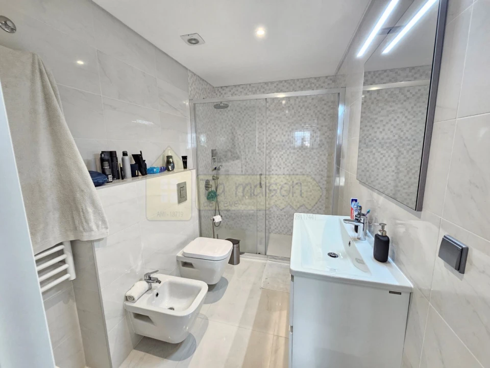 Apartamento T2 para Venda em Quarteira Foto 10