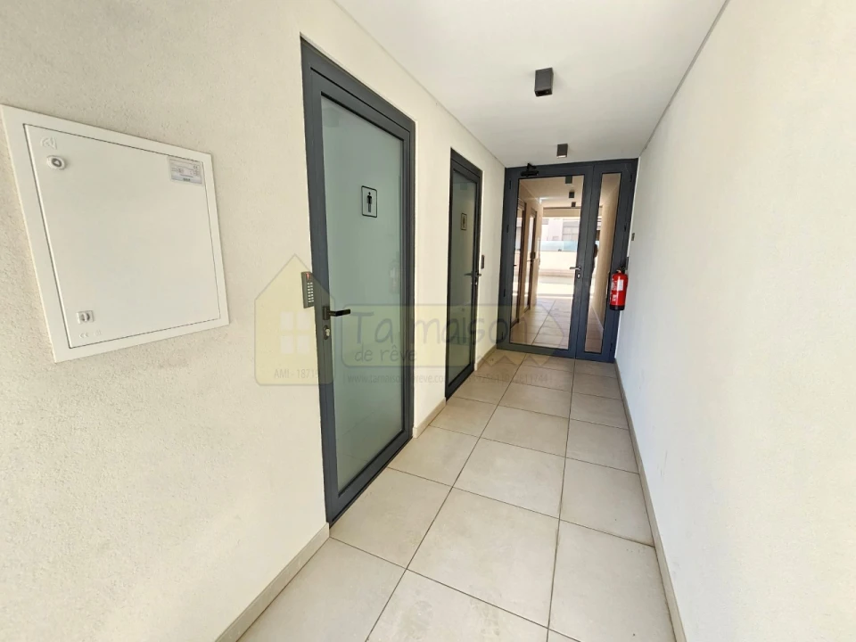 Apartamento T2 para Venda em Quarteira Foto 11