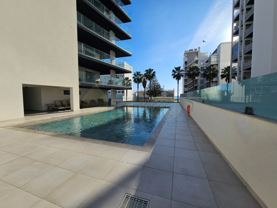 Apartamento T2 para Venda em Quarteira Foto 13