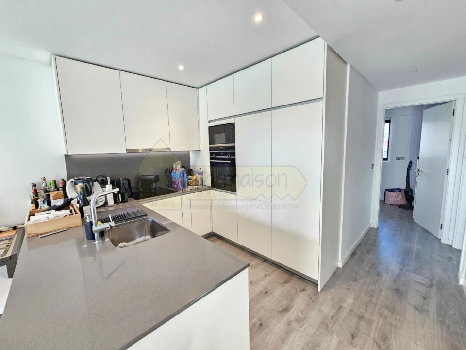 Apartamento T2 para Venda em Quarteira Foto 15