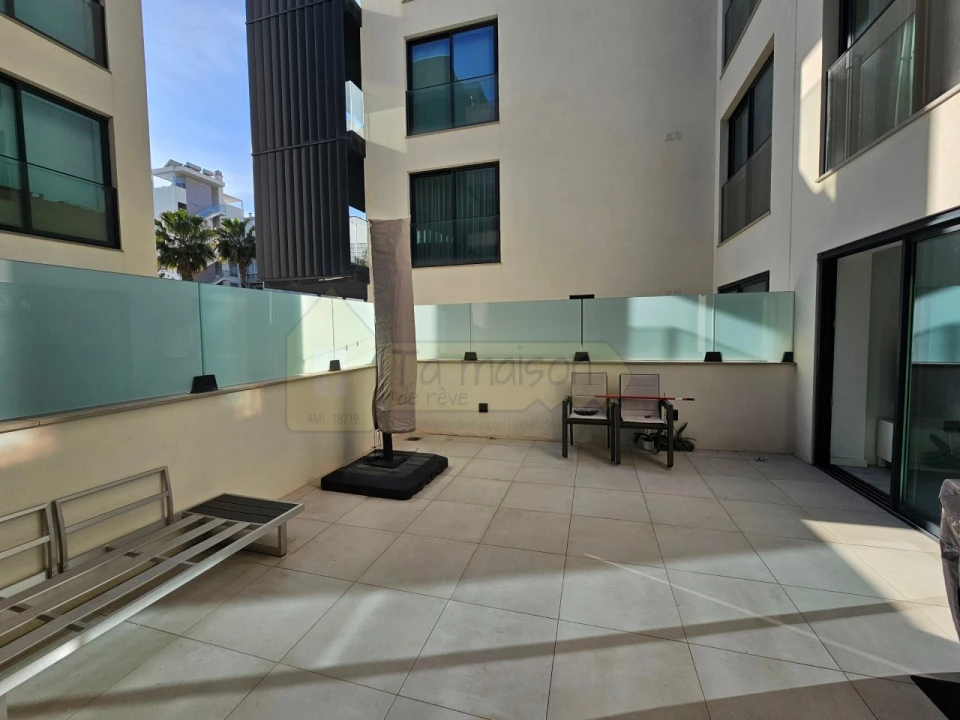 Apartamento T2 para Venda em Quarteira Foto 19