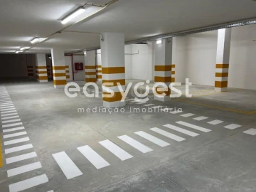Apartamento T3 para Venda em Marvila
