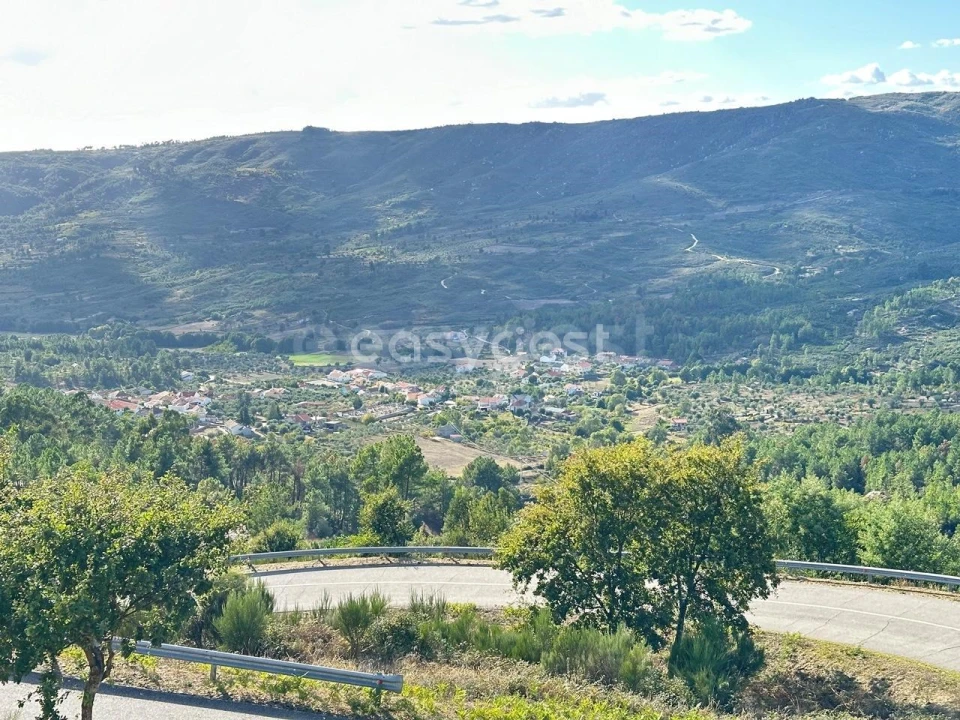 Quinta T3 para Venda em Aldeia Nova Foto 4