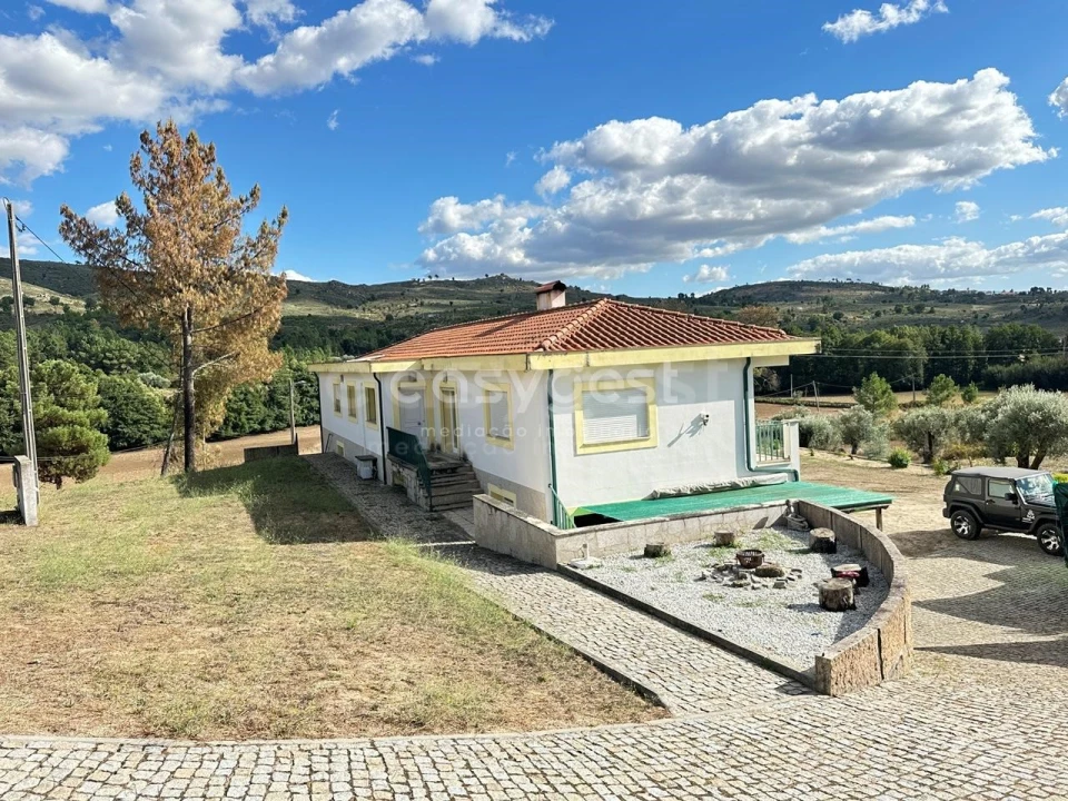 Quinta T3 para Venda em Aldeia Nova Foto 23