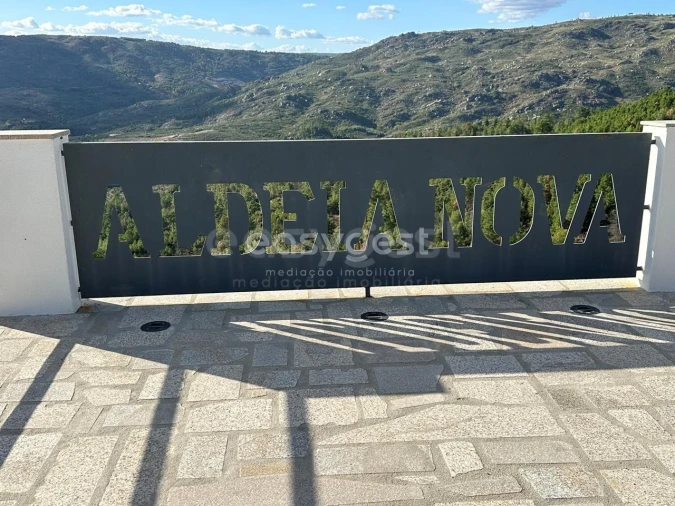 Quinta T3 para Venda em Aldeia Nova Foto 3