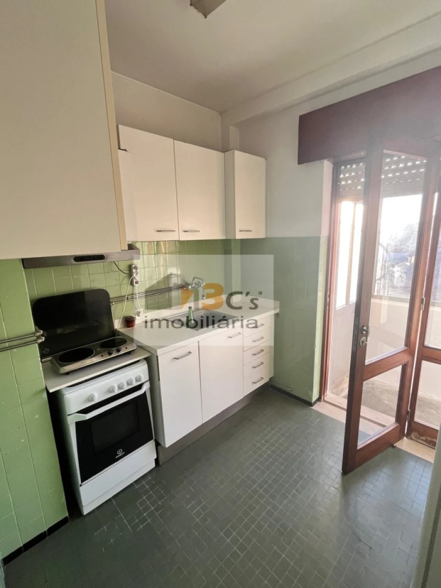 Apartamento T2 para Venda em Lordelo do Ouro e Massarelos Foto 13