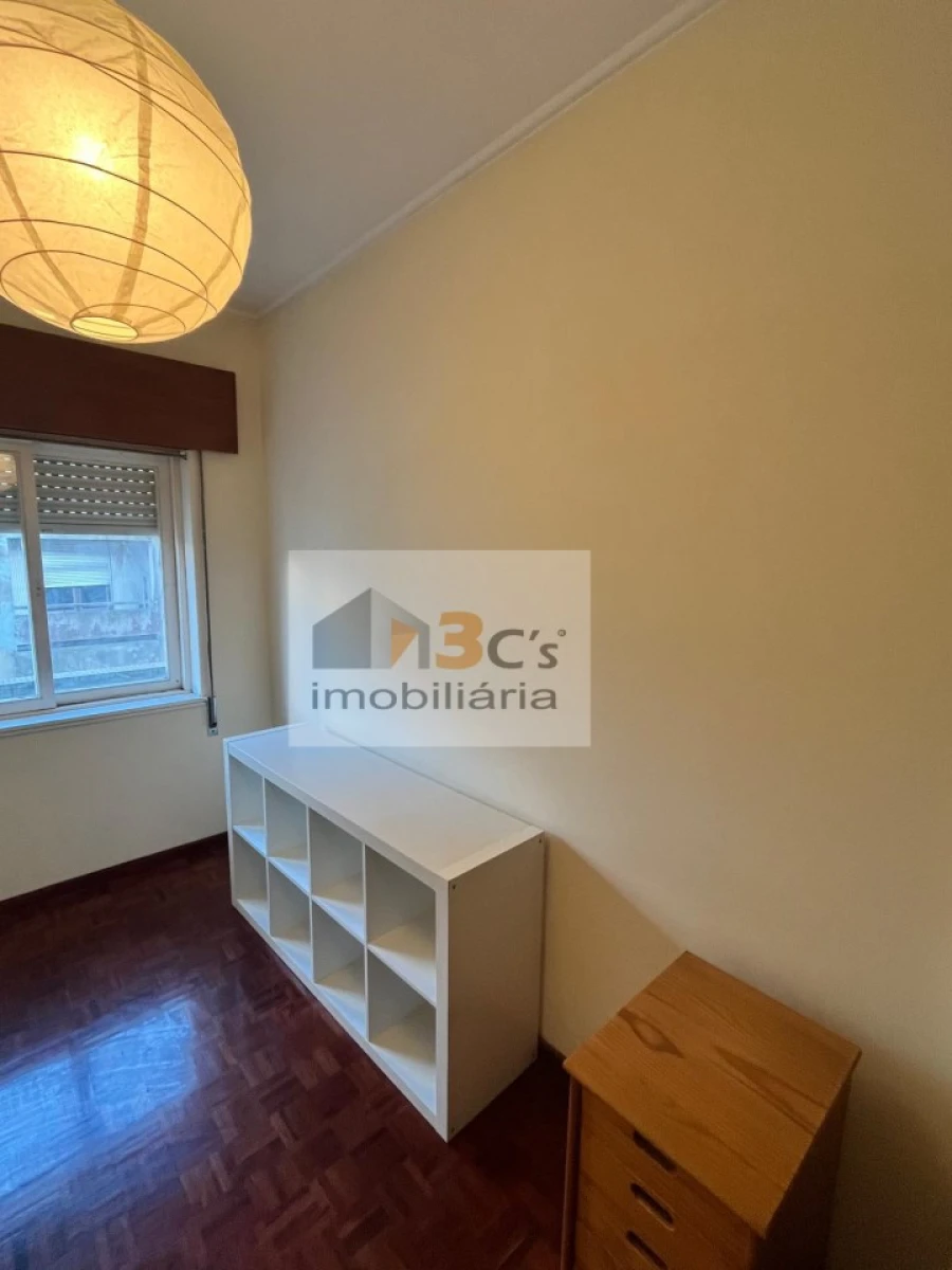 Apartamento T2 para Venda em Lordelo do Ouro e Massarelos Foto 23