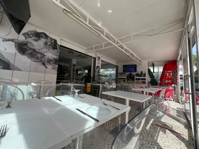 Negócio para Venda em Quarteira Foto 12