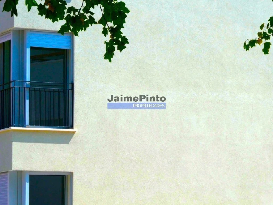 Apartamento T2 para Venda em Cedofeita, Santo Ildefonso, Sé, Miragaia, São Nicolau e Vitória Foto 4