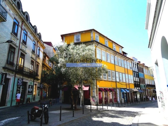 Apartamento T2 para Venda em Cedofeita, Santo Ildefonso, Sé, Miragaia, São Nicolau e Vitória Foto 2