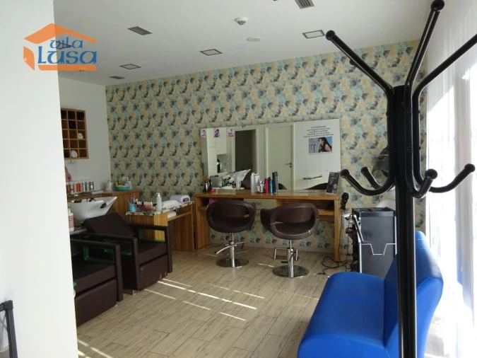 Loja para Venda em Vilar de Andorinho Foto 1