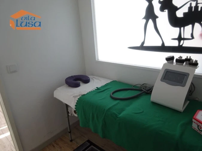 Loja para Venda em Vilar de Andorinho Foto 7