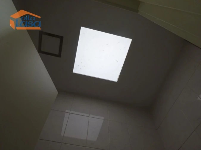 Loja para Venda em Vilar de Andorinho Foto 10