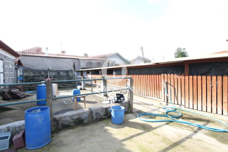 Quinta T3 para Venda em Seide Foto 22