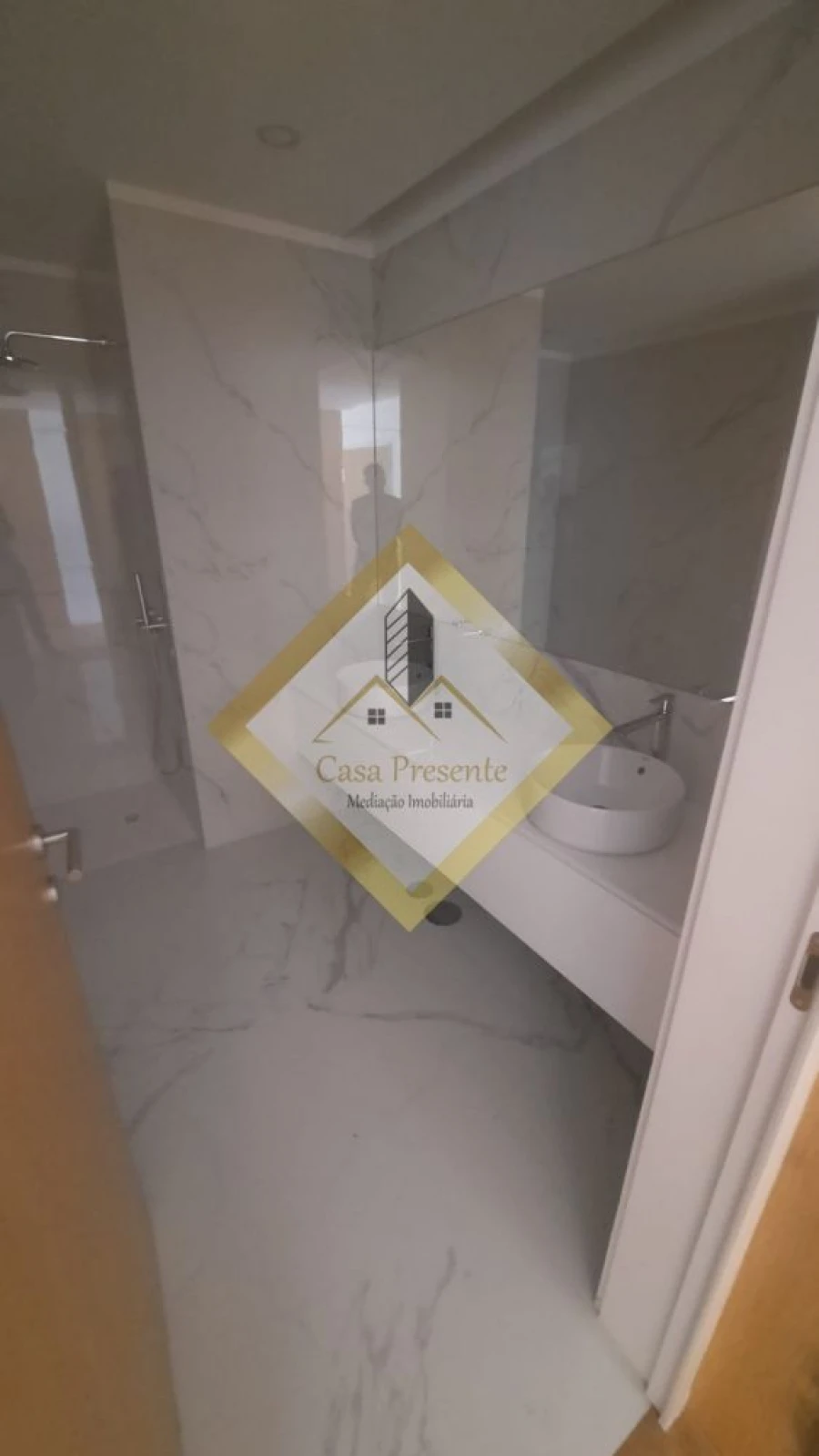 Apartamento T1 para Venda em Canidelo Foto 18