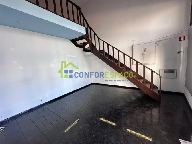 Loja para Arrendamento em Castelo Branco Foto 2