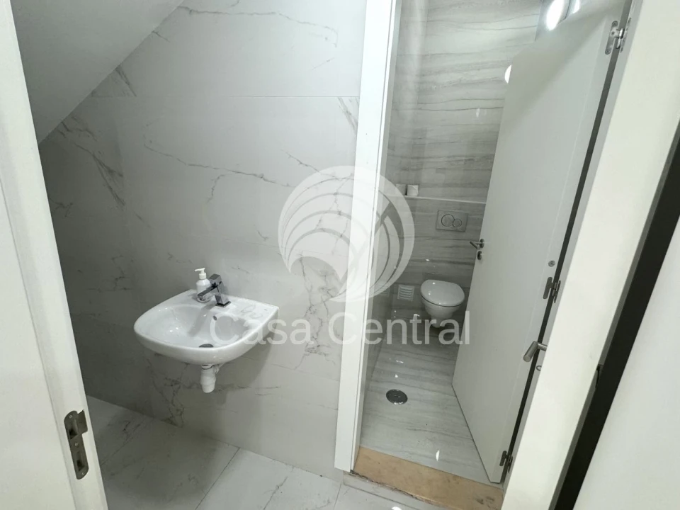 Loja para Venda em Arroios Foto 18