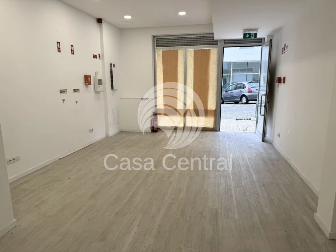 Loja para Venda em Arroios Foto 21