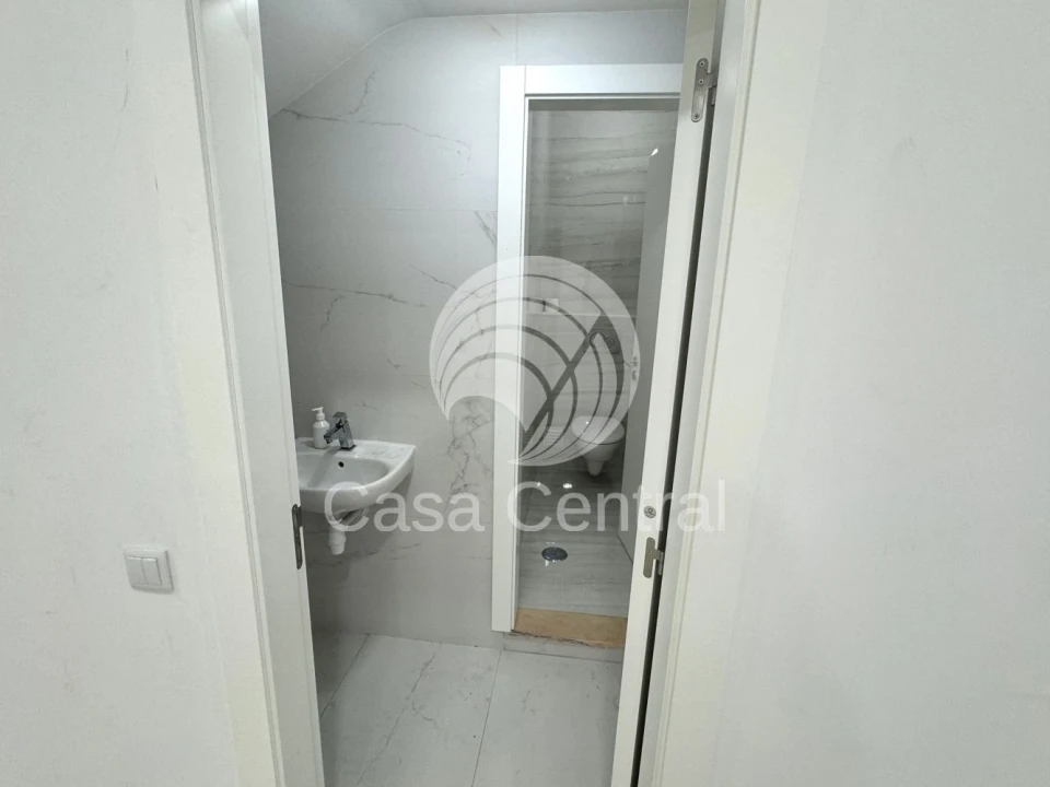 Loja para Venda em Arroios Foto 17