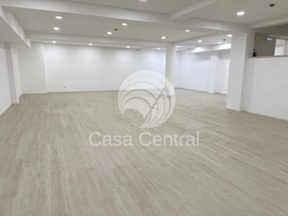 Loja para Venda em Arroios Foto 4