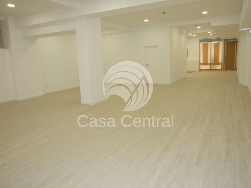 Loja para Venda em Arroios Foto 37