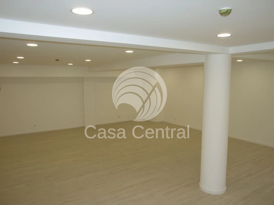 Loja para Venda em Arroios Foto 33