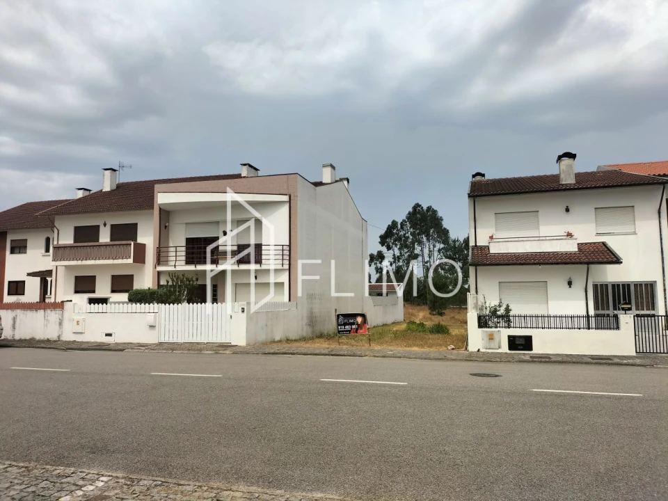 Terreno para Venda em Ovar, São João, Arada e São Vicente de Pereira Jusã Foto 1