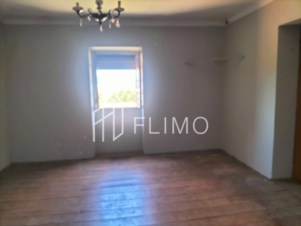 Moradia T3 para Venda em Vila de Cucujães Foto 11