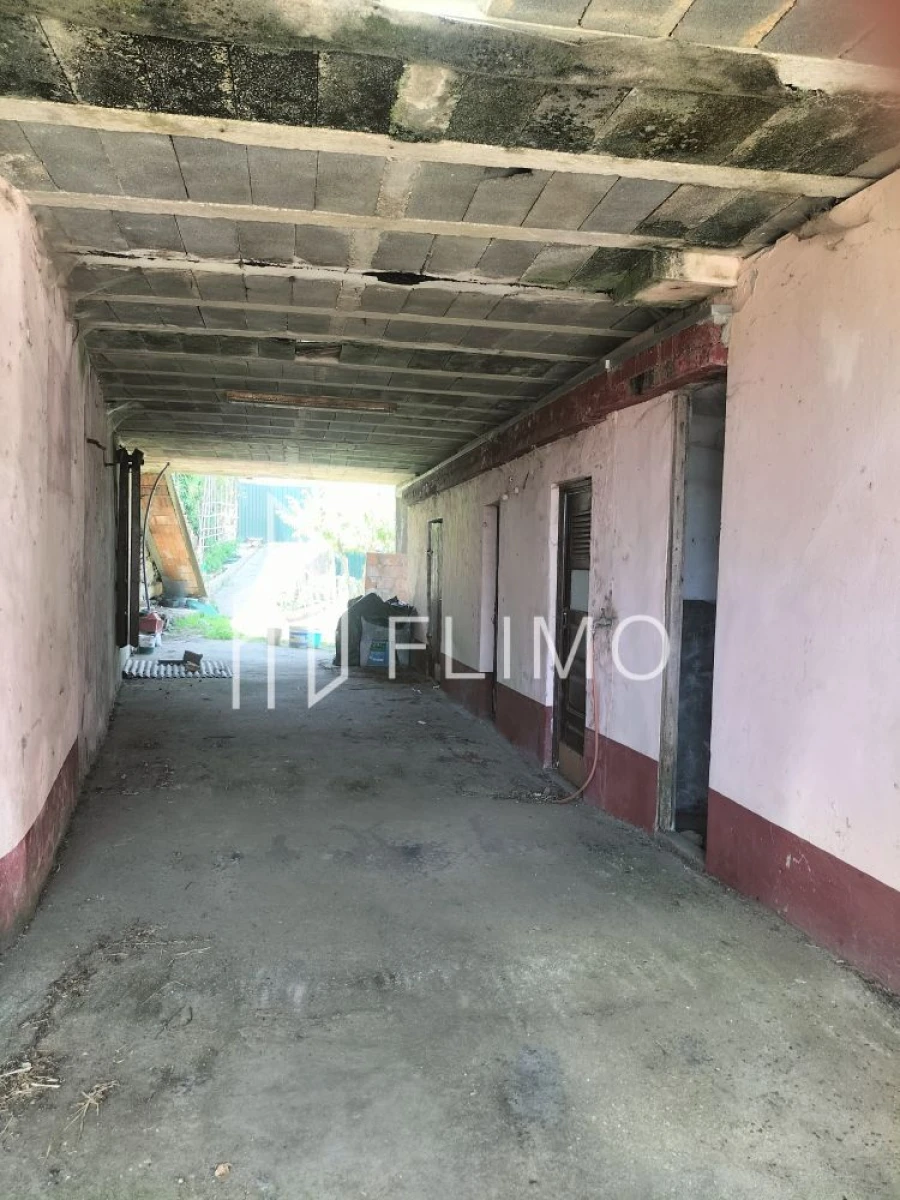 Moradia T3 para Venda em Vila de Cucujães Foto 6