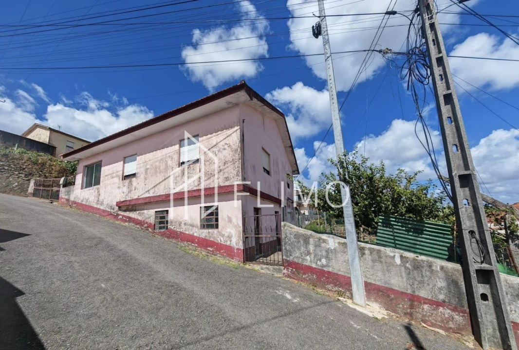 Moradia T3 para Venda em Vila de Cucujães Foto 55