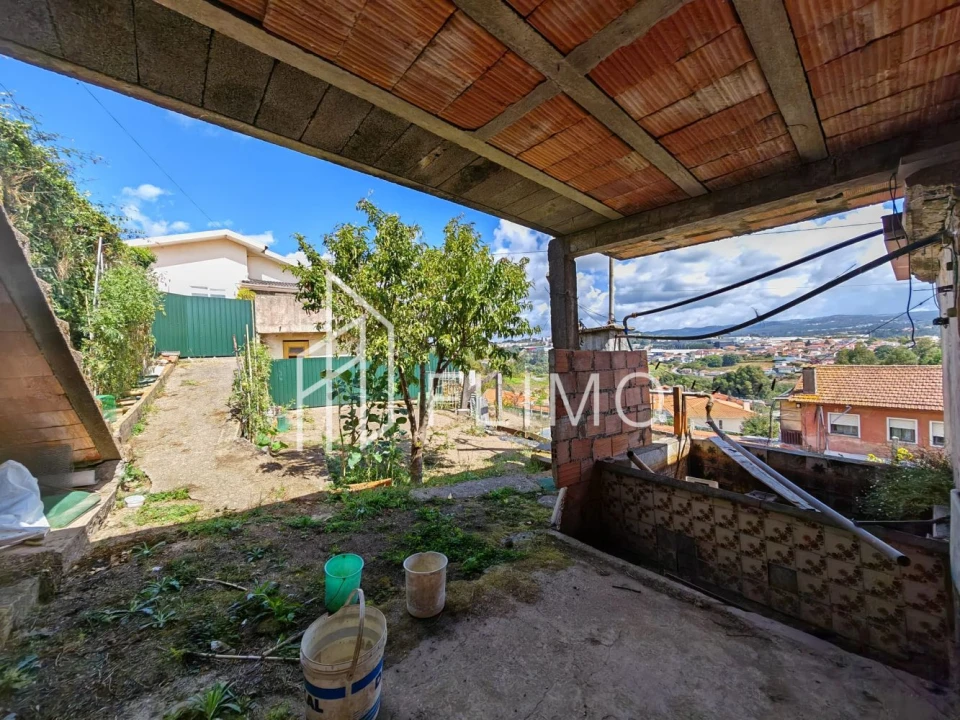 Moradia T3 para Venda em Vila de Cucujães Foto 40