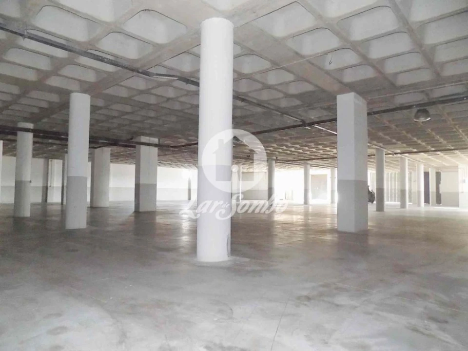 Armazém para Venda em Lousado Foto 3