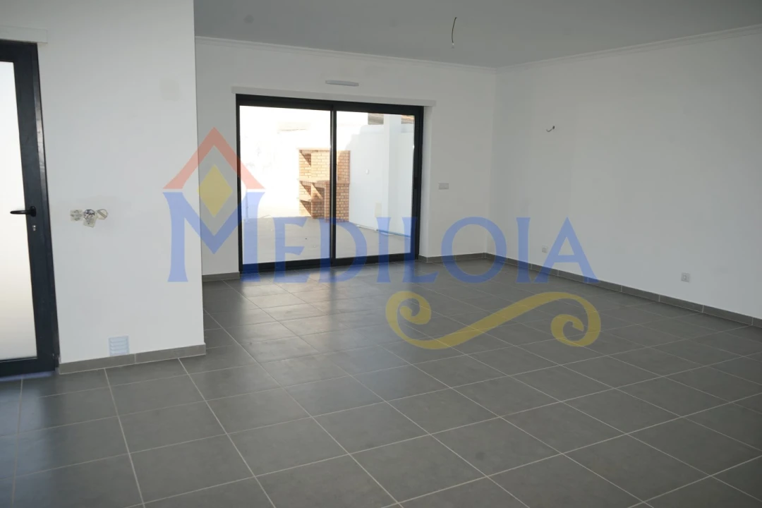 Moradia T3 para Venda em Vila Nova de Cacela Foto 11