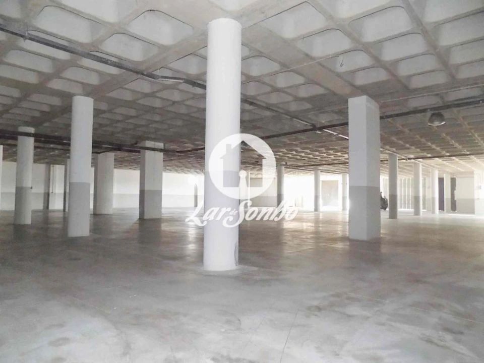 Armazém para Venda em Lousado Foto 3