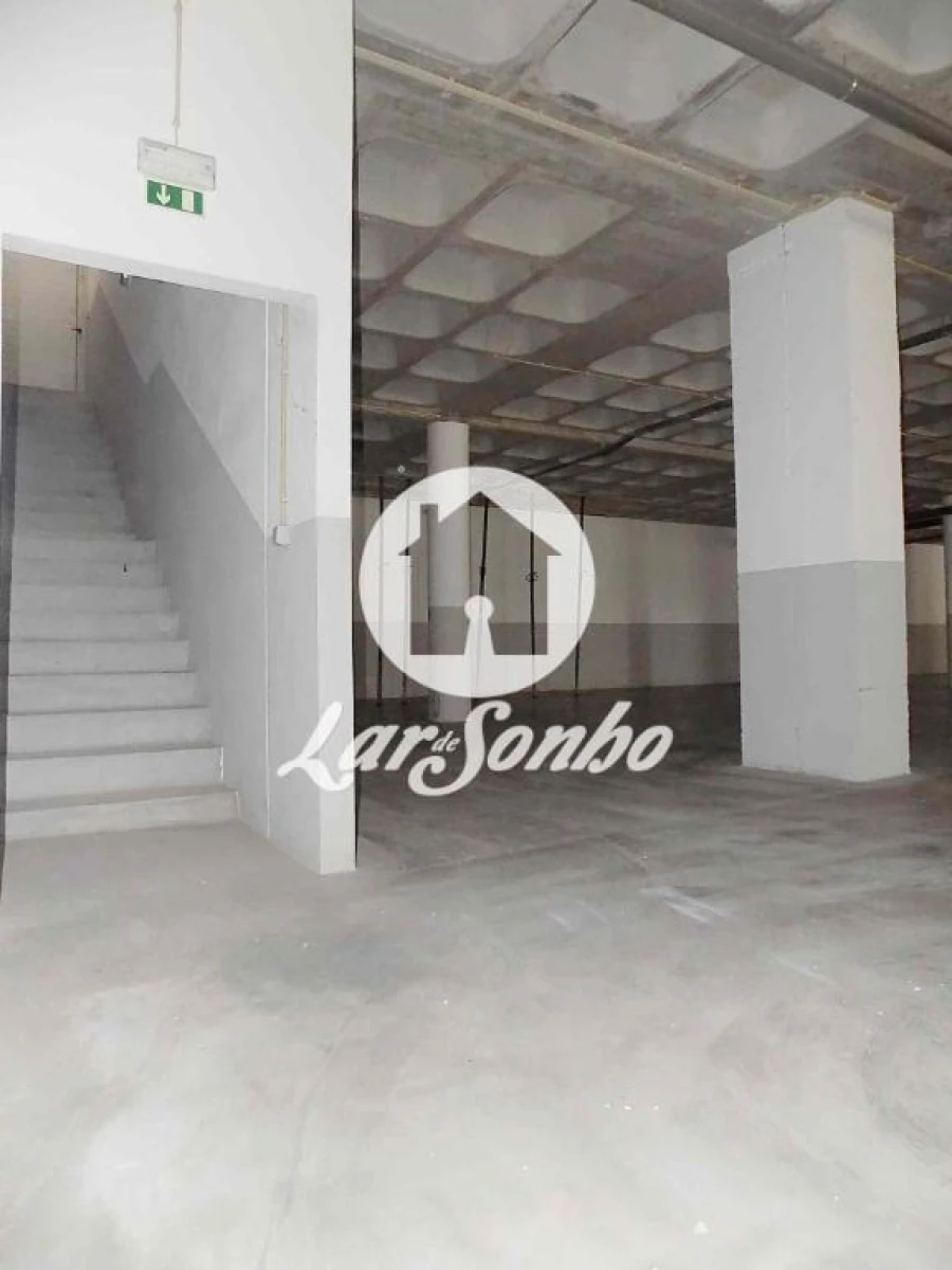Armazém para Venda em Lousado Foto 11