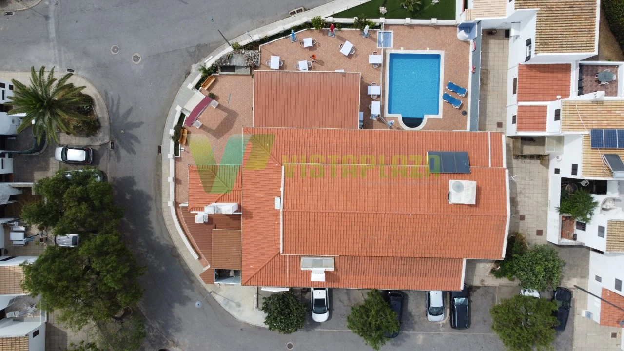 Negócio para Venda em Porches Foto 5