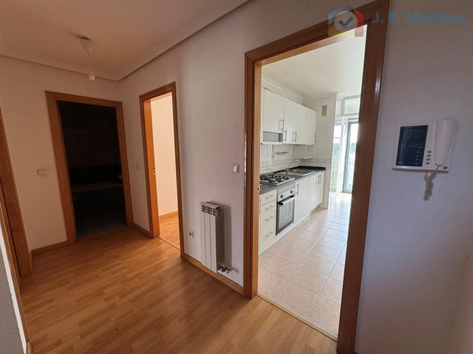 Apartamento T4 para Venda em Alhos Vedros Foto 7
