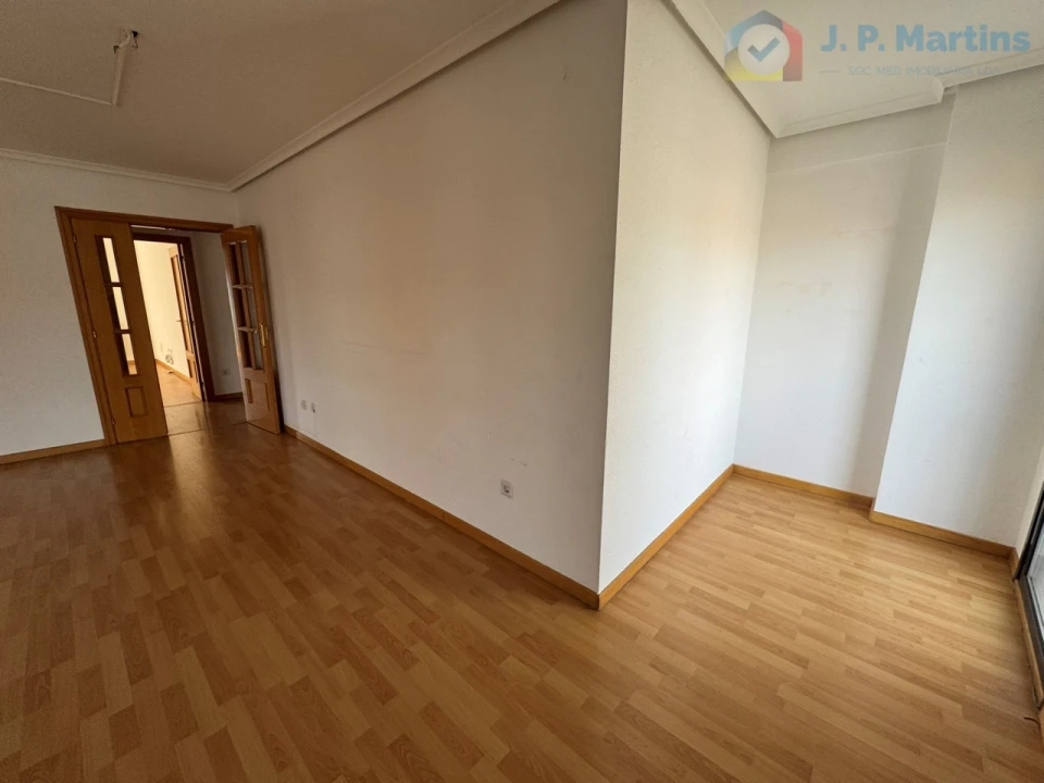 Apartamento T4 para Venda em Alhos Vedros Foto 10